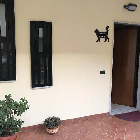 公寓 La Casa Di Pedro 圣马里亚卡普阿韦泰雷